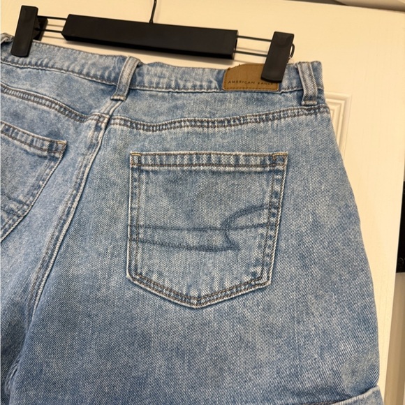 American Eagle Shorts Womens 2 Mom Shorts Cuffed Cotton Denim 90s Light Wash - Picture 6 of 7